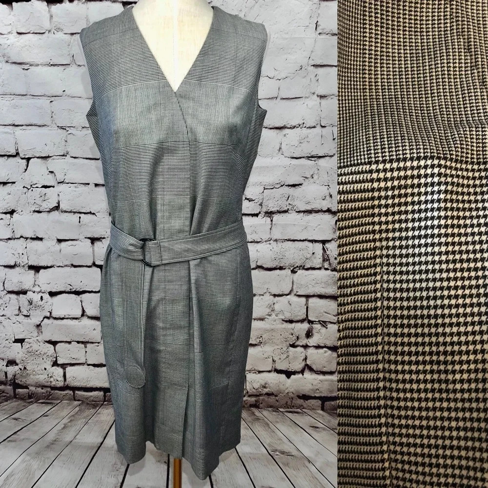 Akris Punto Houndstooth Gray Wool‎ Belted Dress